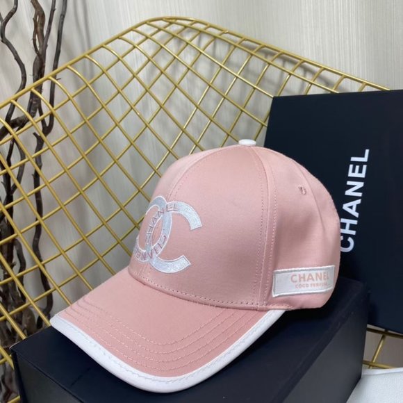 ?✨AUTHENTIC✨?CHANEL hat